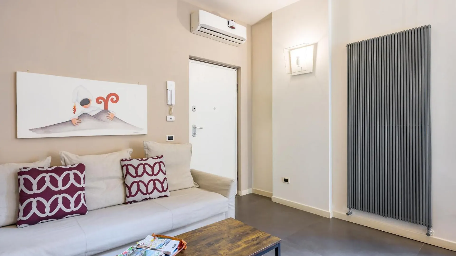 La Terrazza Nel Centro Di Napoli Con Parcheggio Privato Apartment