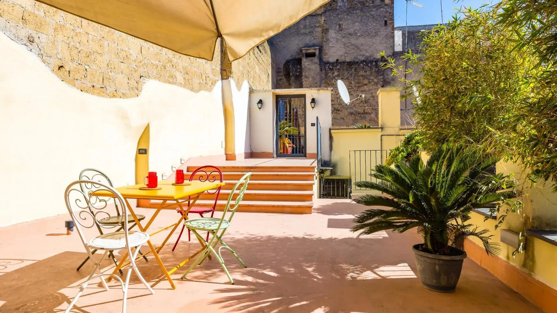 La Terrazza Nel Centro Di Napoli Con Parcheggio Privato Apartment Italy